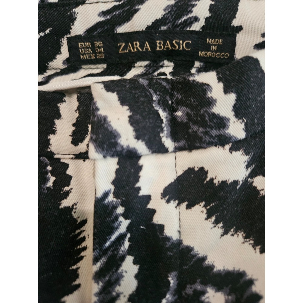 ZARA Zebra Print Slim‎ Cigarette Ankle Pants - Black & White Y2K Size 4 - Picture 4 of 4